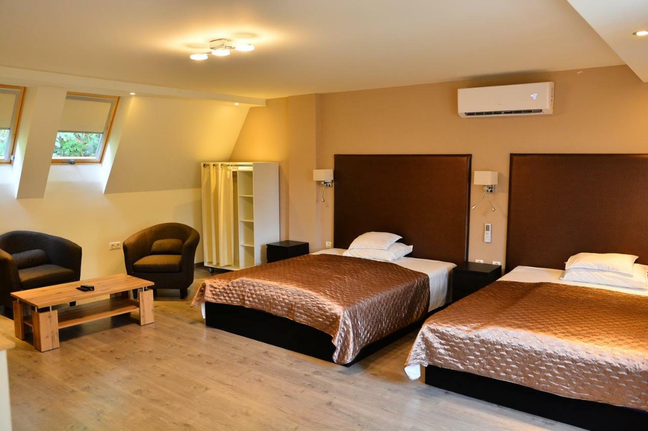 Room4U Apartment Балатонсемеш Экстерьер фото
